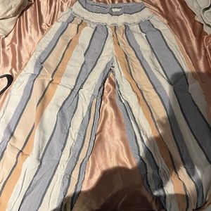 Size Small. ocean drive flowy beach pants